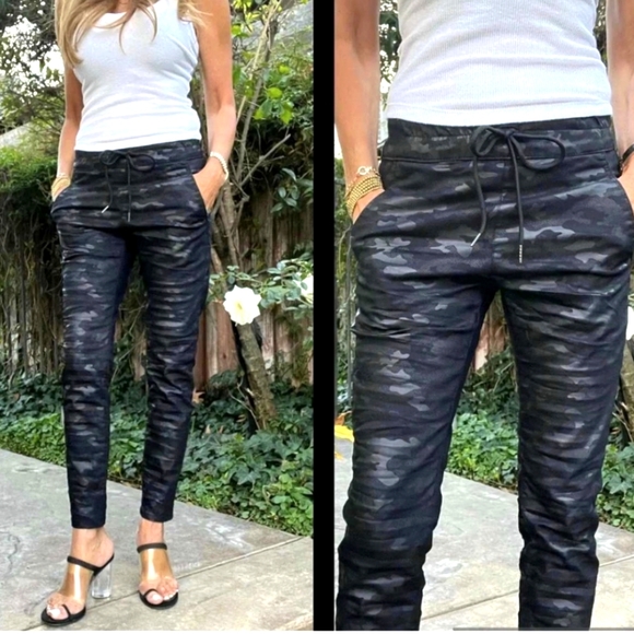 Bevy Flog Shely Black Camo Jogger Pants XS - Picture 1 of 8